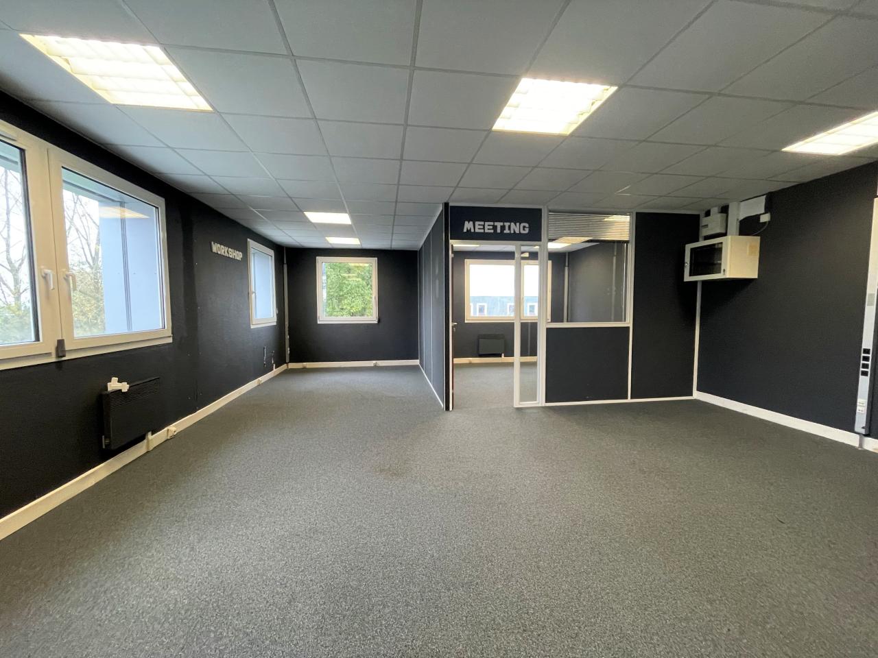 Bureau Villeneuve-d'Ascq 200m² Location bureau Villeneuve-d'Ascq Nord OLBUR2427383 2